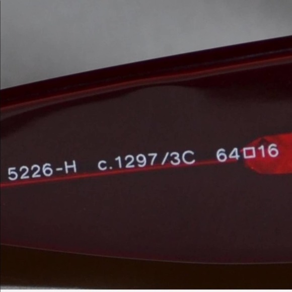 - CHANEL SUNGLASSES BURGUNDY FRAME & DARK LEN - Picture 4 of 8